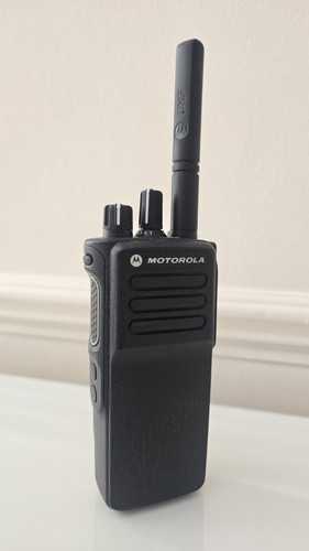 Motorola dp4400e two way radio - dp4400e, two-way