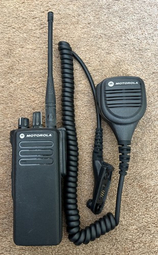 Motorola dp4400e uhf two way - dp4400e,