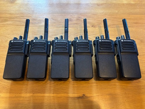 Motorola dp4400e uhf - 6,