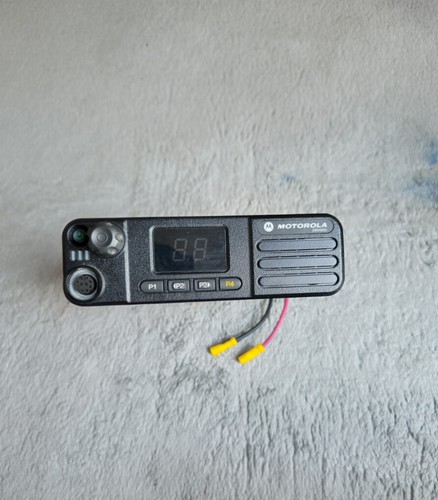 Motorola dm4400e uhf dmr - motorola,