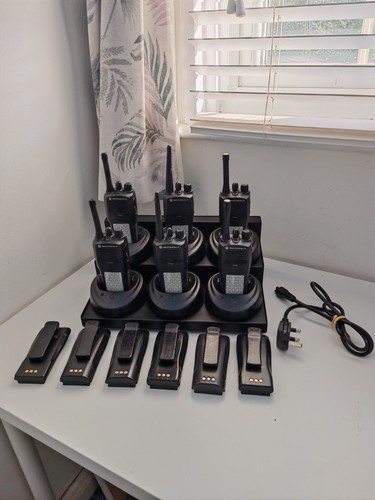 Motorola cp040 uhf two way - uhf,