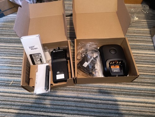 Motorola dp4400e uhf - motorola,