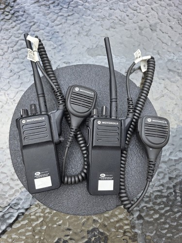 Motorola dp4400e two - two, way